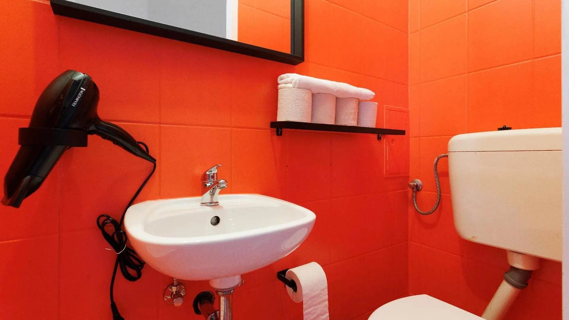 Smart Living Apartments - Schoenbrunn Vienna 0*,  Austria